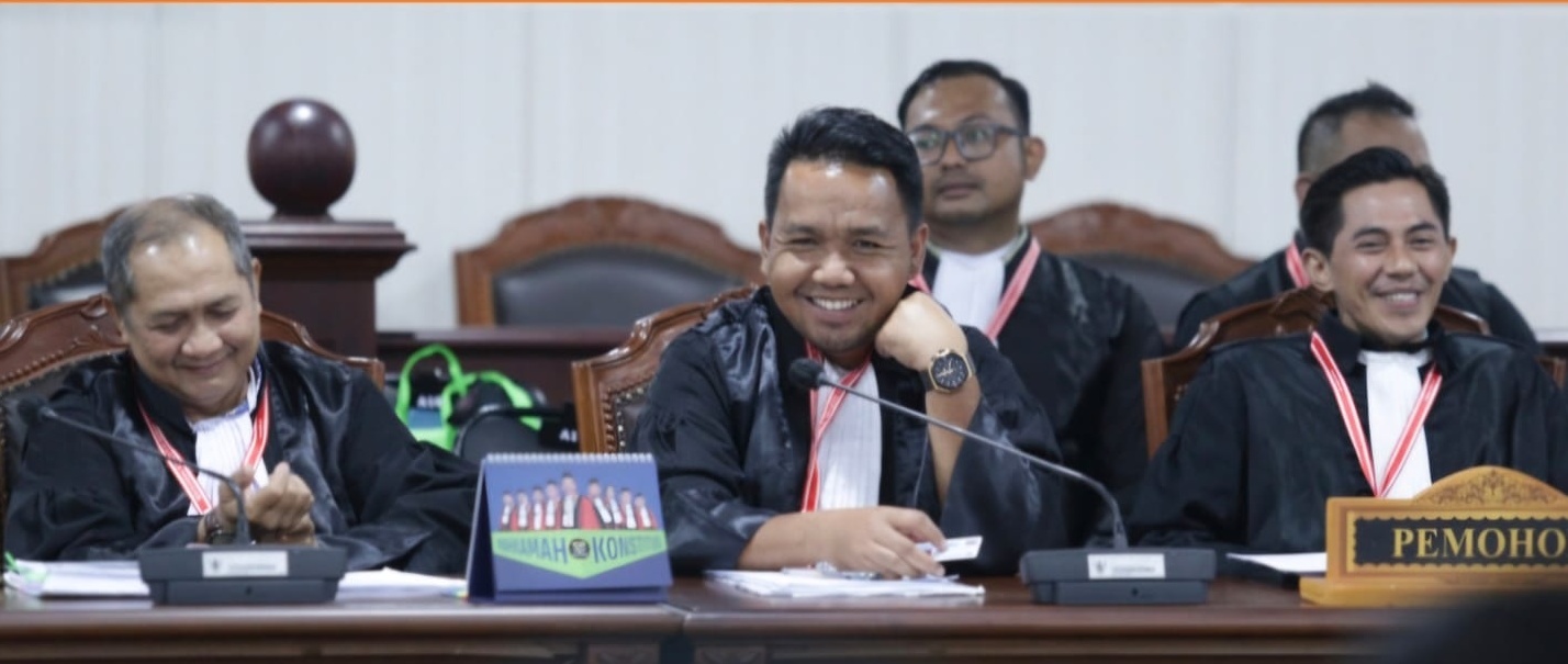 Sidang Perdana Sengketa Pilkada Kuansing Digelar di MK, Tim Adam-Sutoyo Tantang Pembuktian