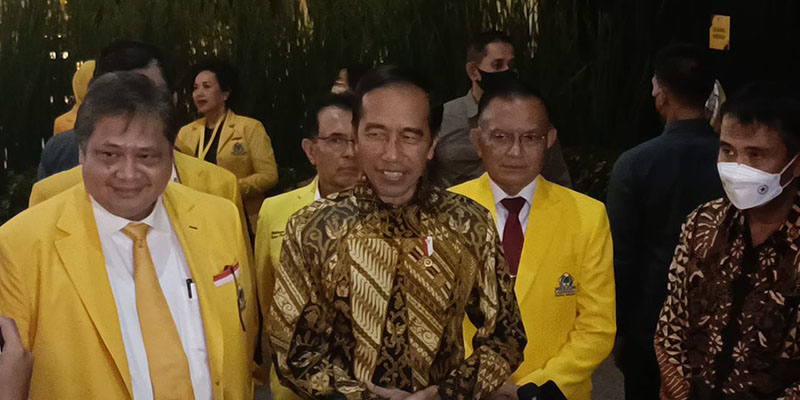 Jokowi Diisukan Loncat ke Golkar, Ini Kata PDIP