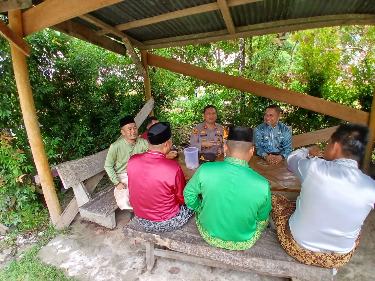 Dekati Masyarakat, Polsek Teluk Meranti Ajak Ciptakan Pilkada Damai