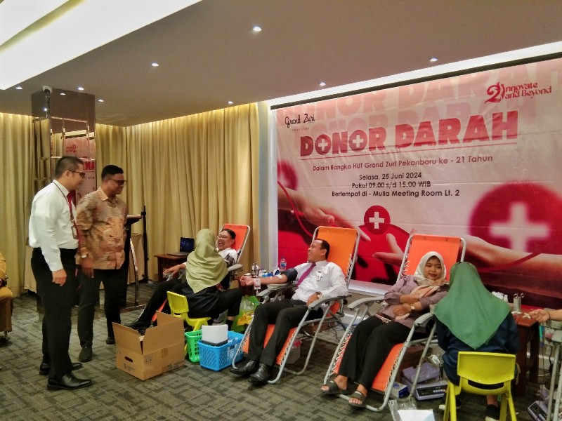 Hotel Grand Zuri Pekanbaru Laksanakan Donor Darah untuk Kemanusiaan