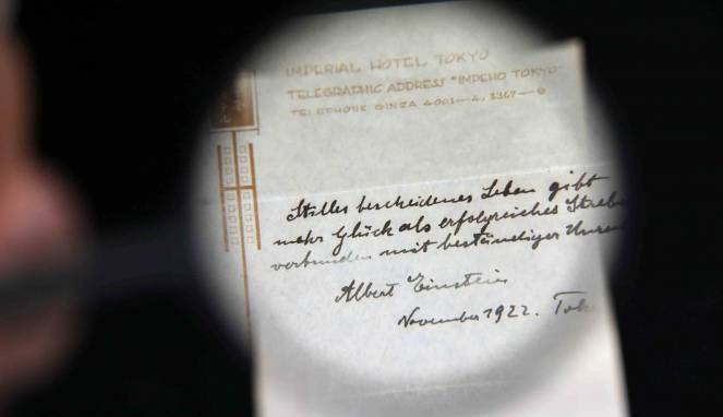 Coretan Tangan Albert Einstein Dihargai Miliaran Rupiah