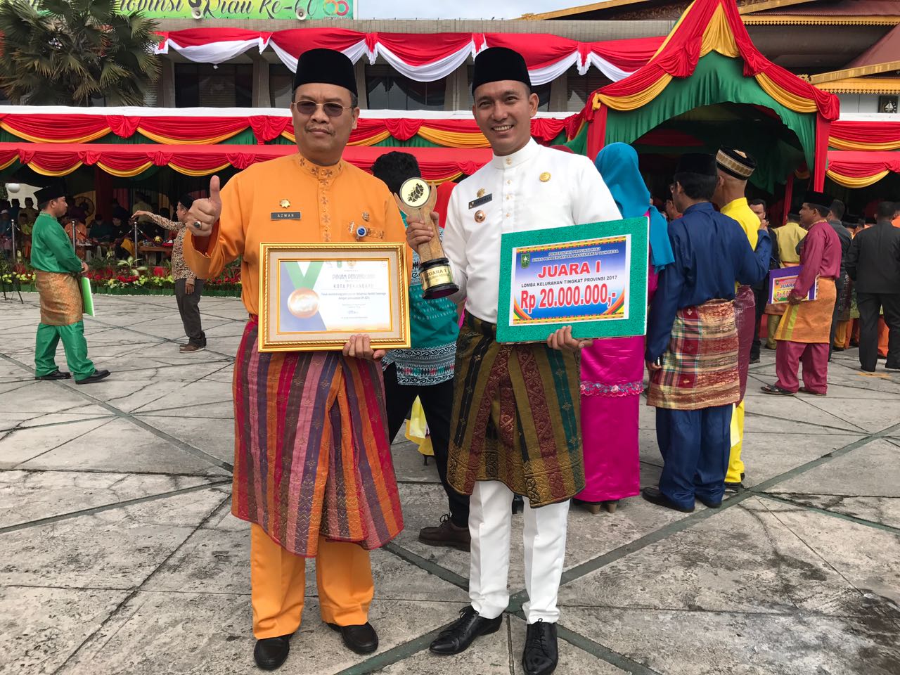 Kelurahan Sri Meranti Raih Juara Terbaik Lomba Evaluasi Desa dan Kelurahan Tingkat Provinsi Riau