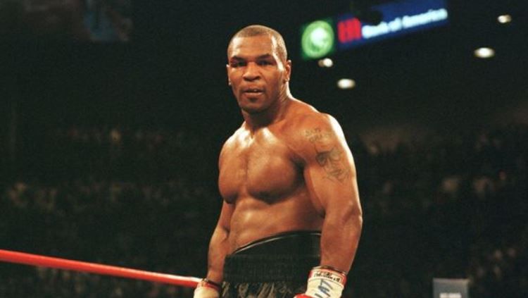 Mike Tyson Memang Seram dan Kuat, Tapi Bisa Terkapar karena Mainan