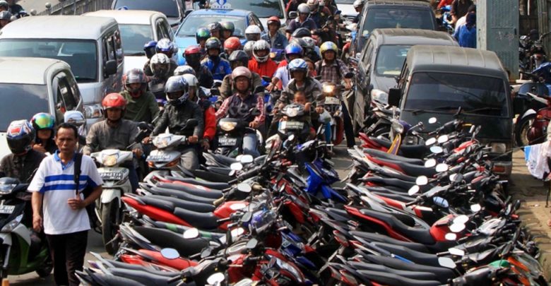 DPRD Minta Dishub Tegas Terhadap Pengelola Parkir Yang Masih Menuntun Pengunjung Parkir di Area STC