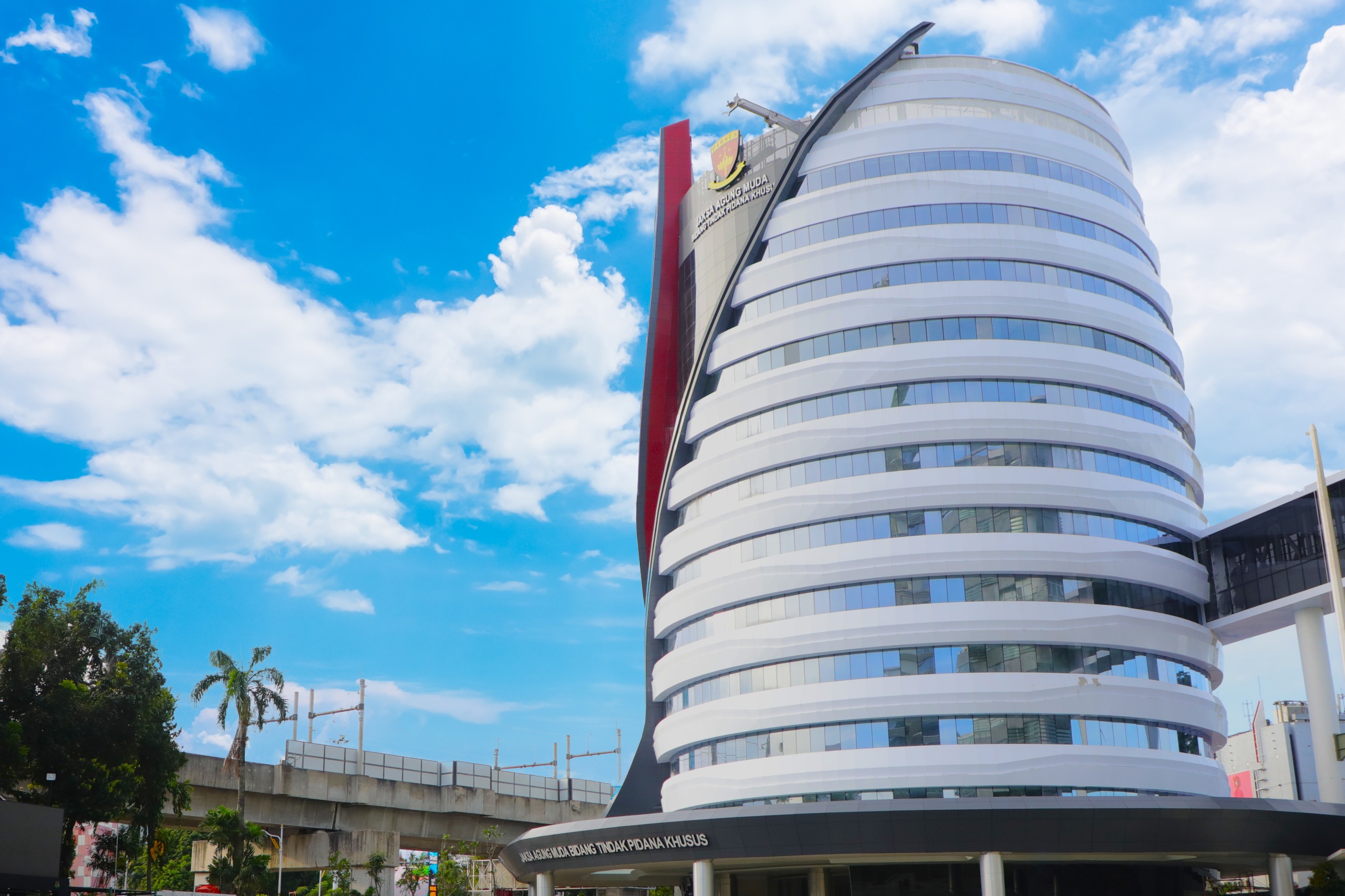 Dua Petinggi Pertamina Diperiksa Kejagung Terkait Dugaan Korupsi Minyak Mentah Rp285 Triliun