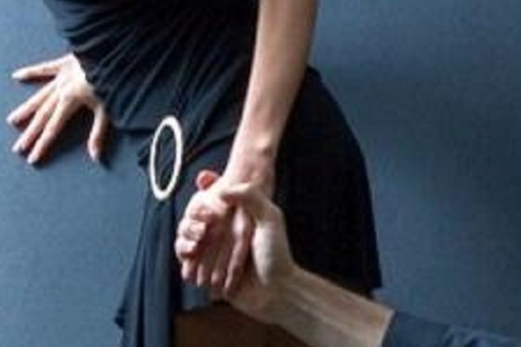 Parah! Istri Digerebek Warga Saat Hendak Threesome dengan Selingkuhan, Dilaporkan Polisi oleh Suami