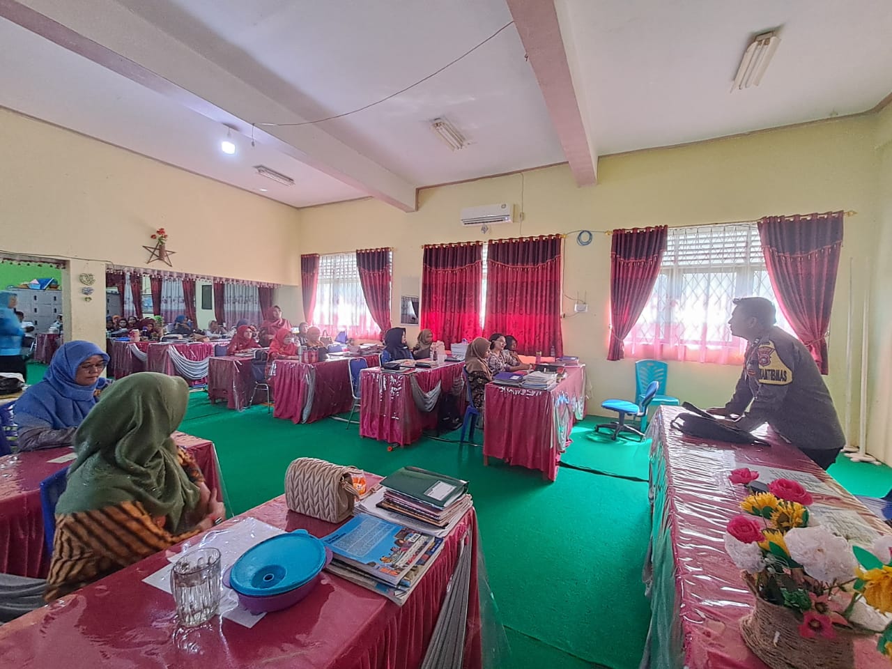 Polsek Mandau Gelar Sosialisasi Cooling System untuk Dorong Partisipasi Masyarakat di Pilkada 2024