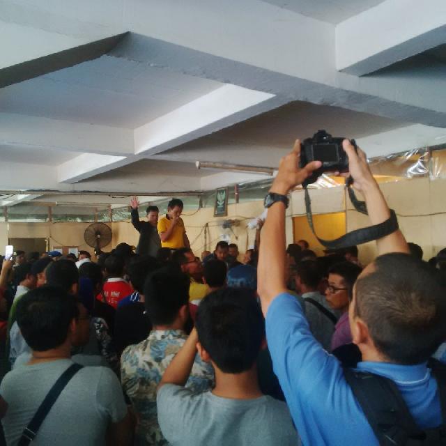 Ratusan Pedagang Ramayana Kembali Demo