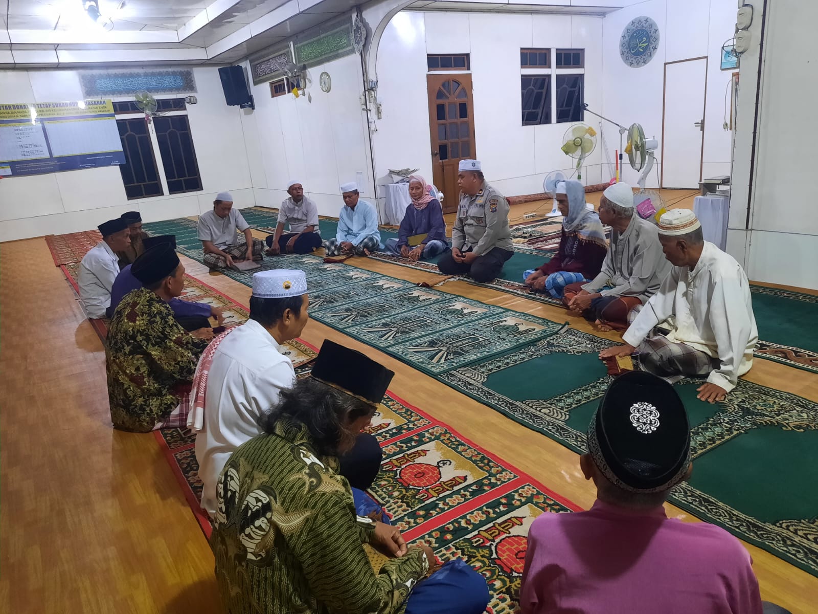 Kapolsek Enok Imbau Warga di Surau Nurhasanah untuk Sukseskan Pemilu 2024