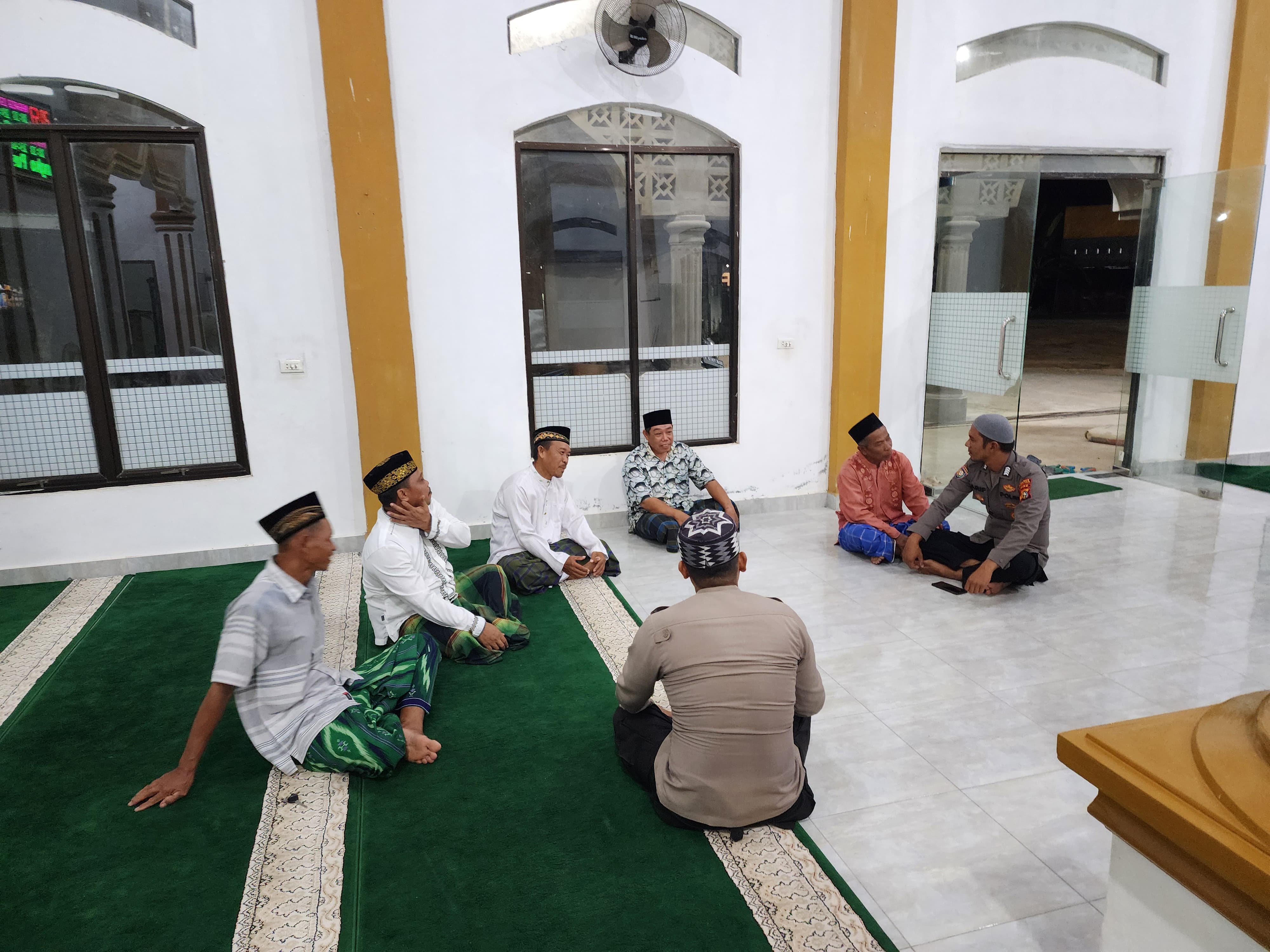 Ciptakan Ramadhan Kondusif, Kapolsek Bangko Pusako Gelar Silaturahmi dengan Tokoh Agama