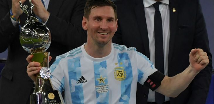 Lionel Messi Bertahan di Barcelona, Kontrak Baru Hingga 2026, Dipotong Gaji