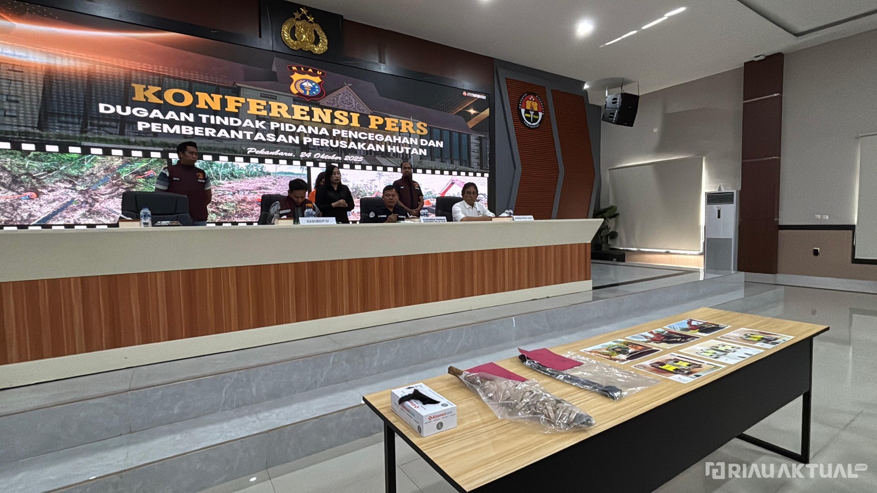 Polda Riau Tangkap IRT yang Merambah Kawasan Suaka Margasatwa di Bengkalis