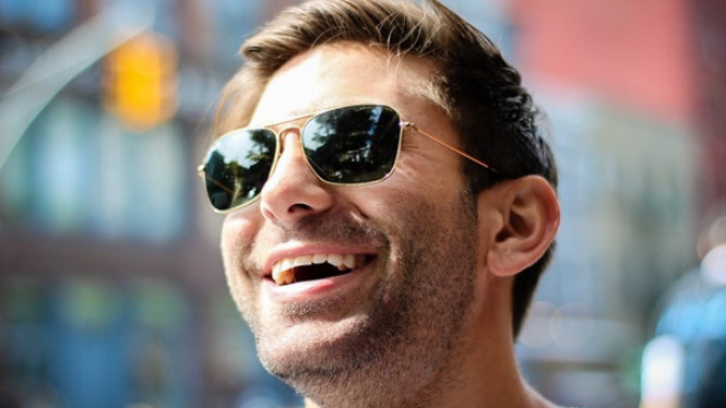 Akibat Tertawa Berlebihan Dalam Islam