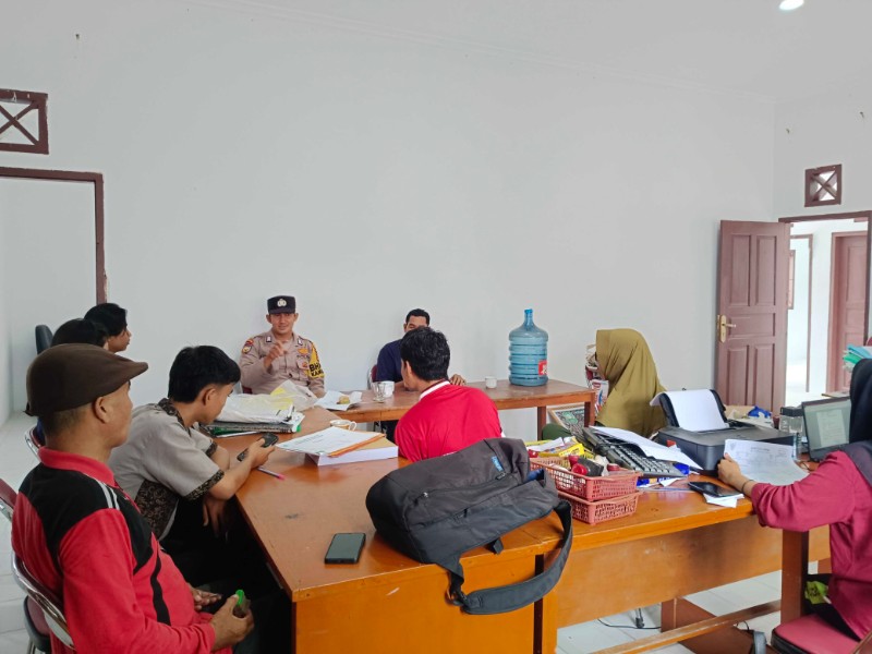 Polsek Sungai Apit Laksanakan Sambang Warga untuk Jaga Kondusivitas Jelang Pilkada