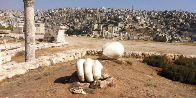 Misteri Tangan Hercules di Yordania