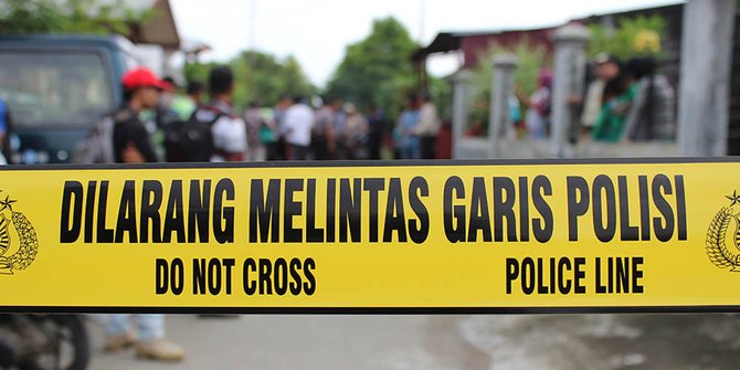Densus Baku Tembak Dengan Terduga Teroris di Surabaya, Ambulans Meluncur