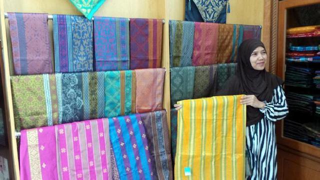 Lomba Kreasi Batik Melayu, Perancang Terpilih Dapat Hasil Royalti