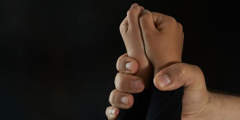 Rekam Video Menyiksa Balita untuk Memeras, Pria Ini Dipenjara 17 Tahun