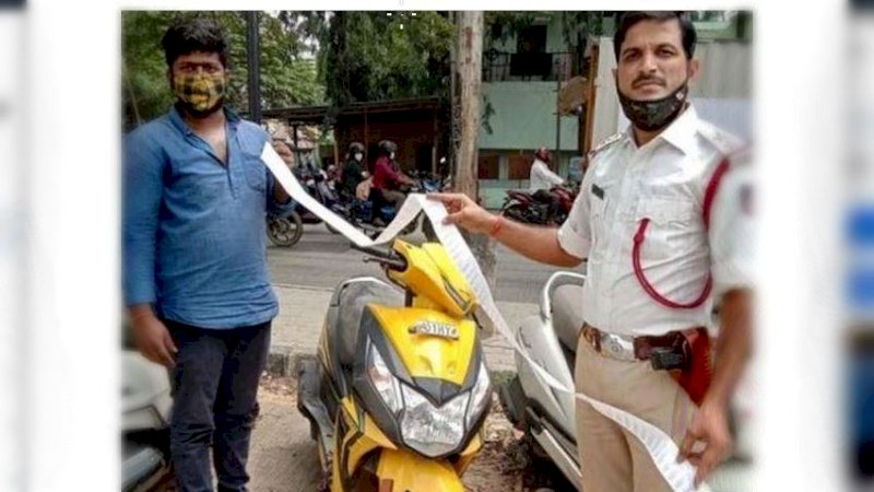 Pria ini Kena Tilang, Dendanya Lebih Mahal dari Harga Motornya