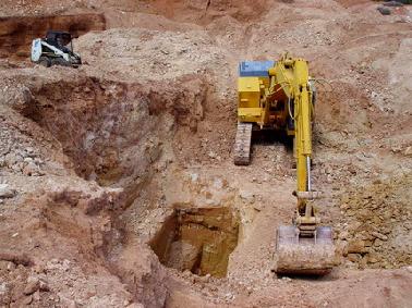 Camat Tenayan Raya Diminta Tertibkan Galian C