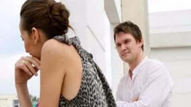 Aku Dituduh Selingkuh dengan Pramugari, Istriku Minta Cerai