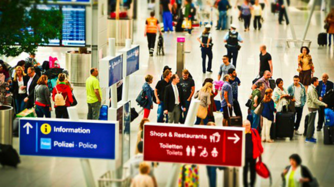 10 Foto Lucu yang Pernah Diambil di Bandar Udara