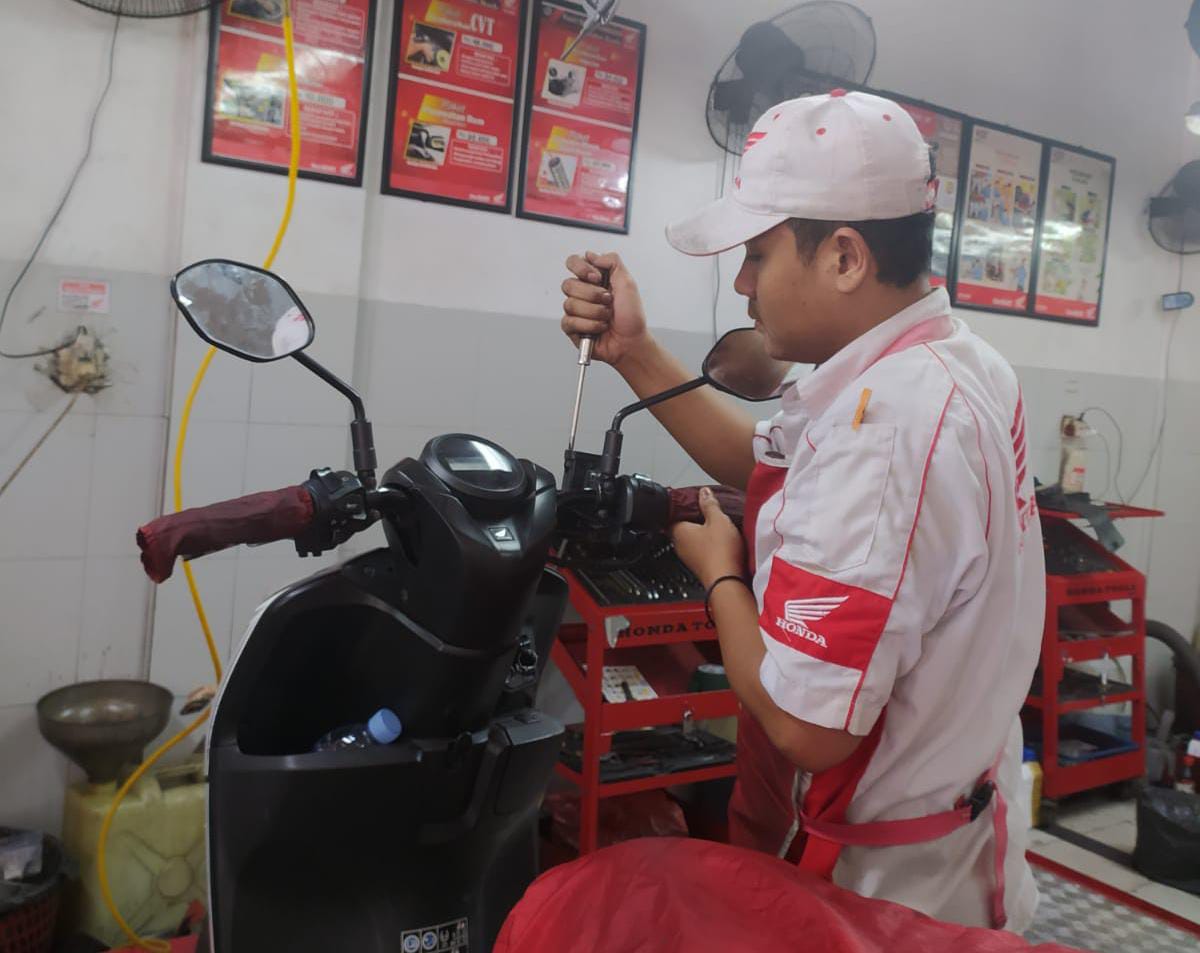 Kurangi Angka Kecelakaan, Ketahui Pentingnya Fungsi Minyak Rem pada Motor