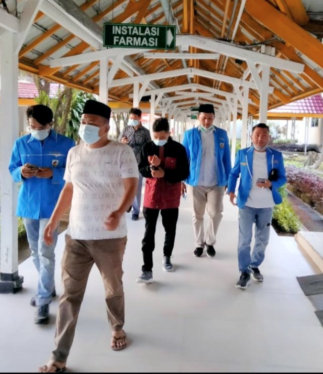 DPD KNPI Riau Kembali Bagi-bagi Takjil dan Bukaan
