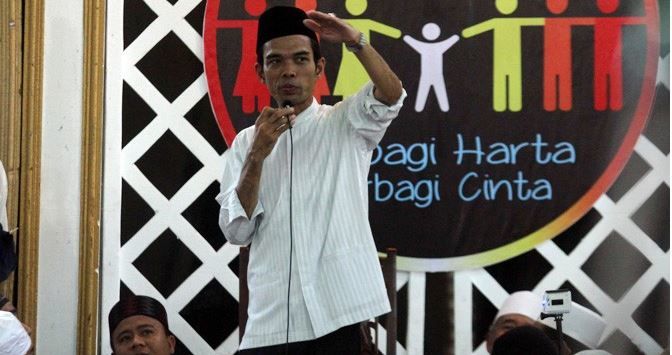Senator Ini Ungkap Penyebab Akun Instagram Ustad Abdul Somad Diblokir