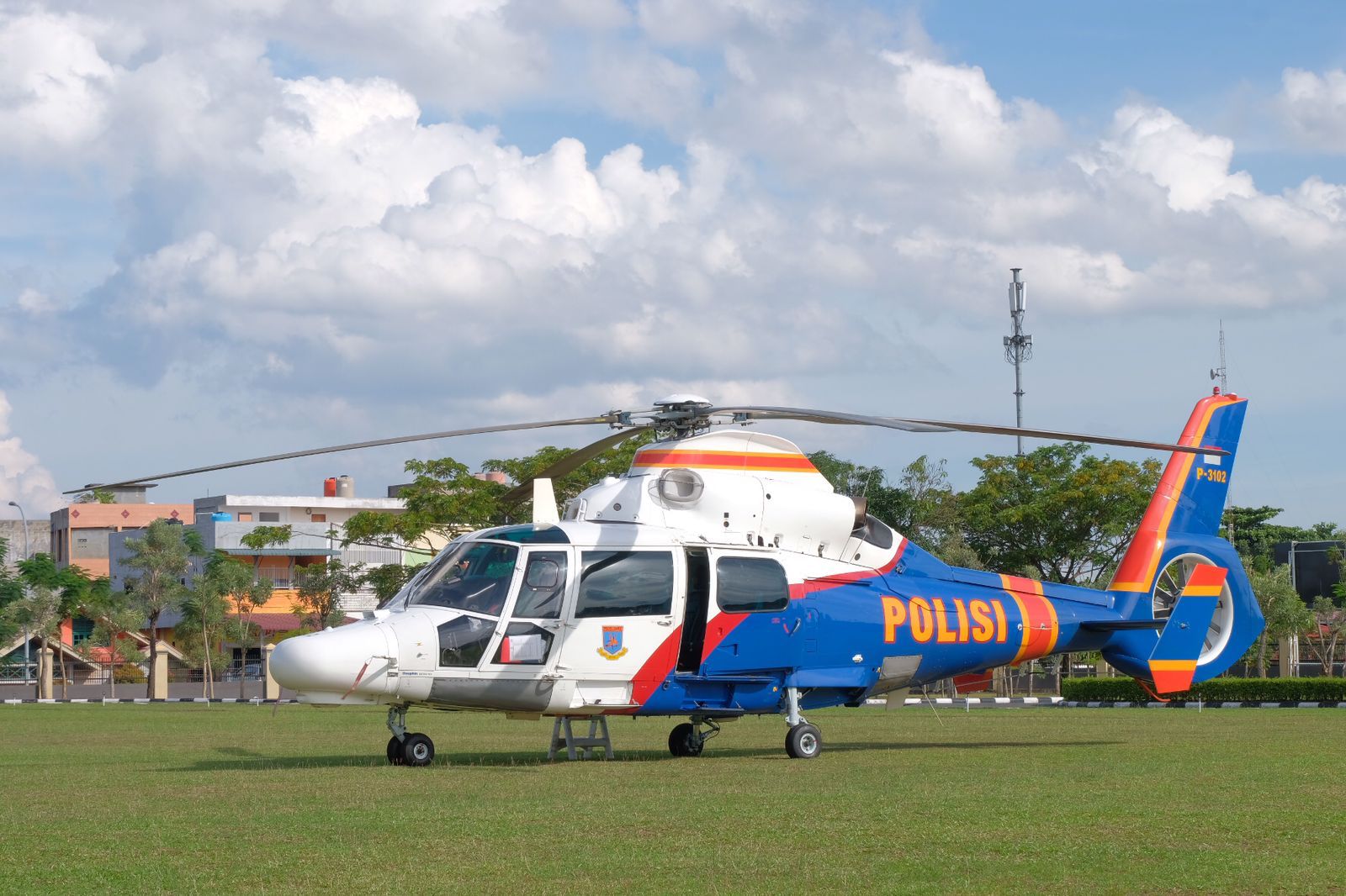 Perkuat Patroli Udara, Mabes Polri Kirimkan Bantuan Helikopter untuk Polda Riau Atasi Illegal Logging