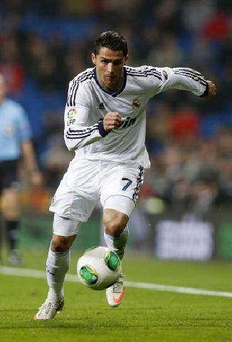 Ronaldo Ingin Hormati Kontraknya di Madrid