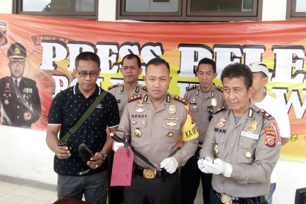 Serang Polisi Pakai Golok, Begal Lintas Kota Tewas Didor