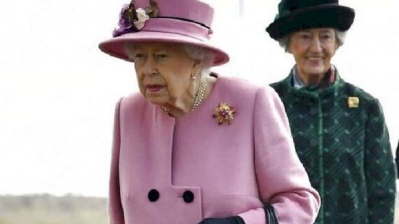 Nah Buruan, Ratu Elizabeth II Cari ART, Digaji Rp367 Juta