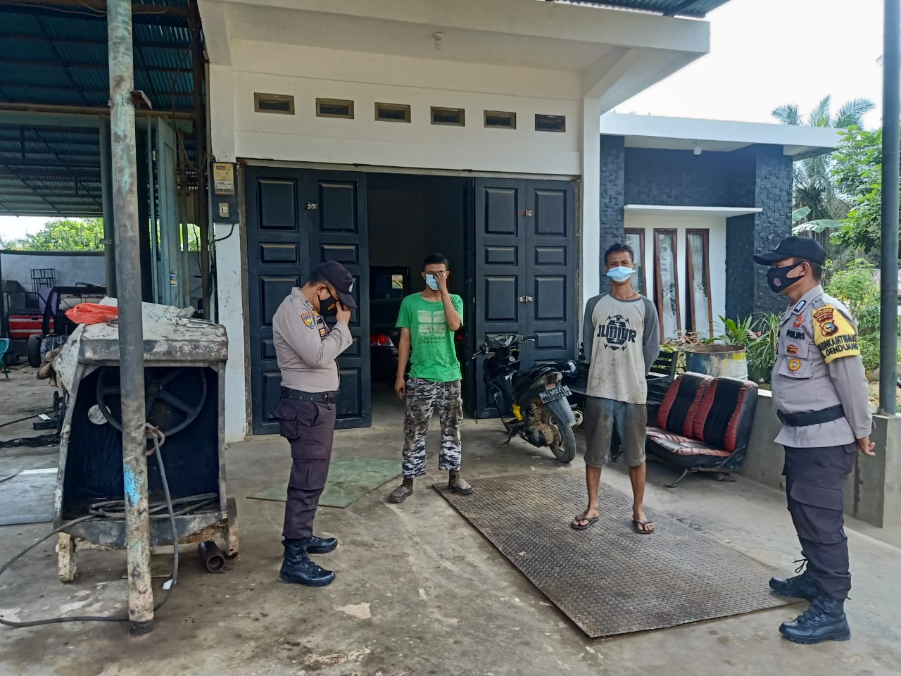 Cegah Covid -19 Polsek Pangkalan Lesung Gencar Lakukan Himbauan Prokes 