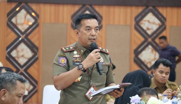 Kabel Tak Terurus, Satpol PP Pekanbaru Peringatkan Pemilik Tiang Jaringan