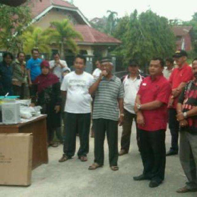 Suryadi Ikut Goro Bersama Pemuda Simpang Tiga