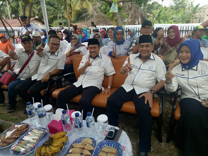 Syamsuar - Edy Nasution Resmikan Posko Relawan Syariah di Pekanbaru