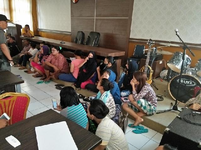 Polsek Payung Sekaki Berhasil Mengamankan 24 Orang Dari Panti Pijat
