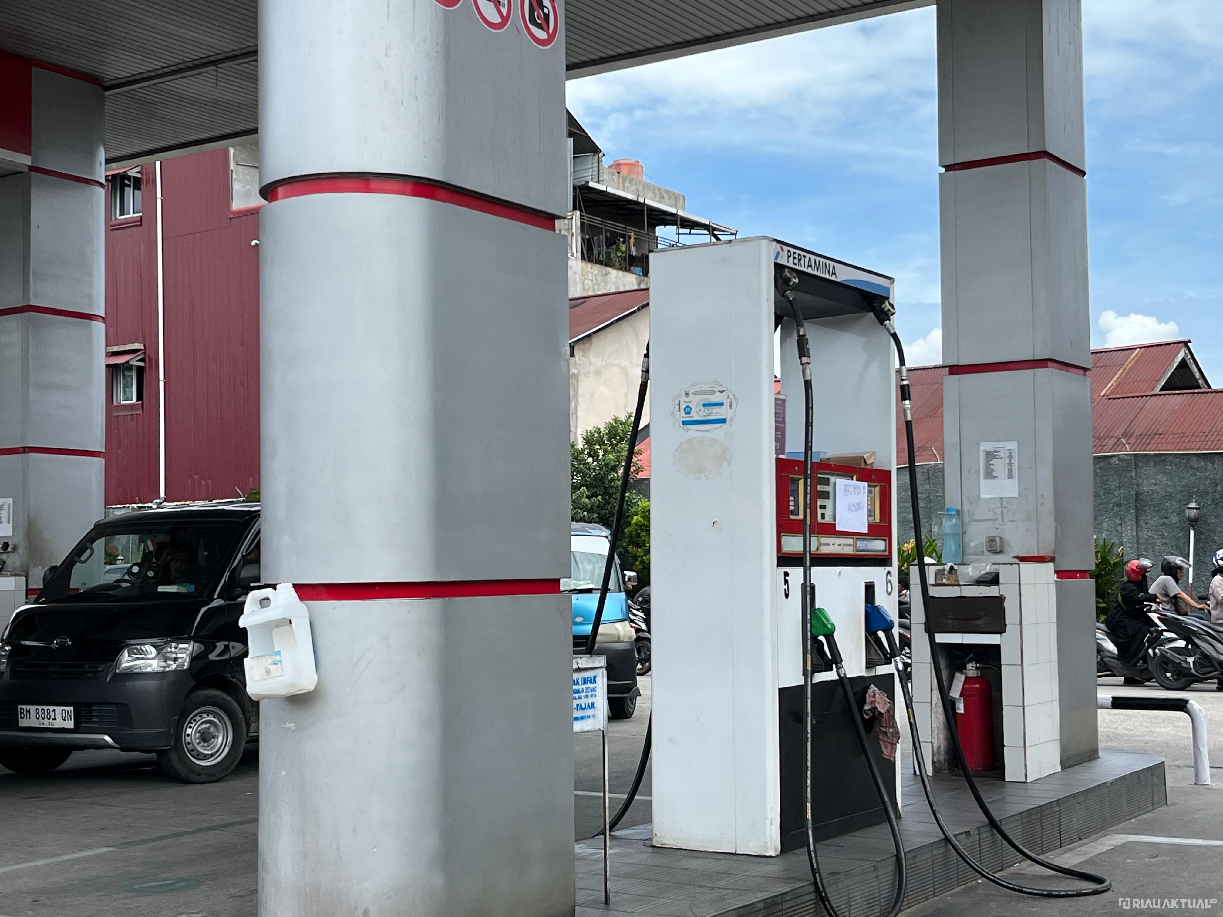 Masyarakat Keluhkan Kelangkaan Pertamax, Ini Penjelasan Pertamina