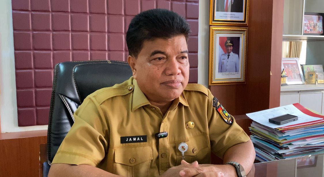 Pemko Pekanbaru Bantu Perlengkapan Sekolah 3.000 Murid Kurang Mampu