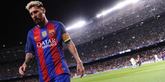 Cetak Hattrick, Messi Lewati Ronaldo