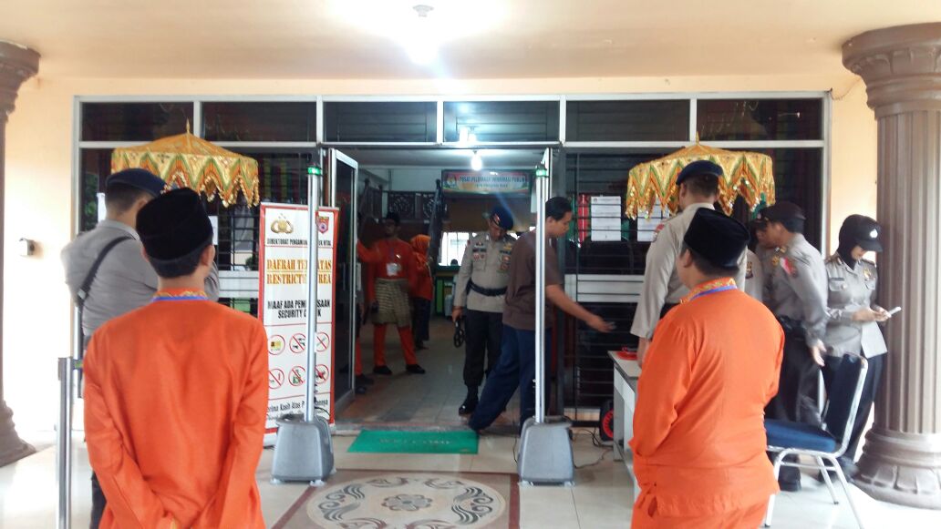 Pendaftaran Paslon Gubernur dan Wakil Gubernur Riau, Kantor KPU Riau Dikawal Ketat