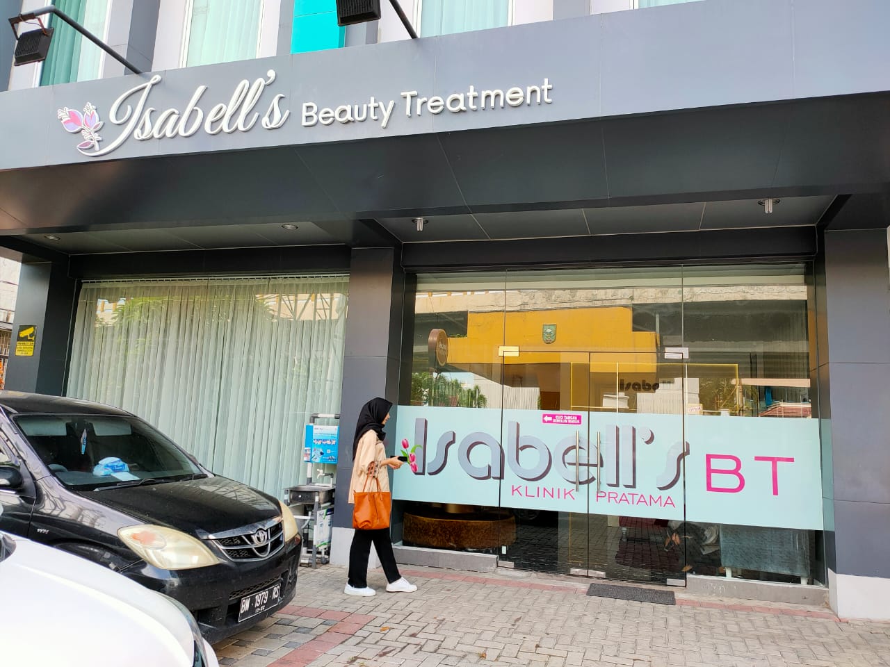 Klinik Kecantikan Isabell's Pekanbaru Sediakan Skincare Terbaik dan Tenaga Ahli Berkualitas
