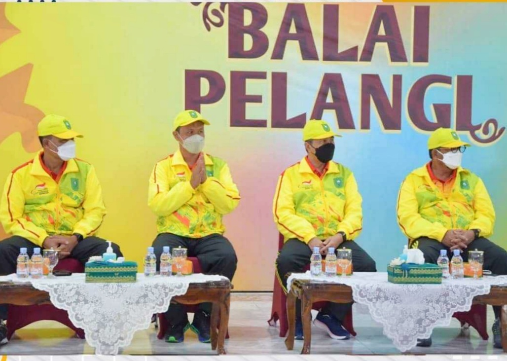 Lepas Kontingen Riau ke Peparnas, Ini Harapan Pimpinan DPRD Riau