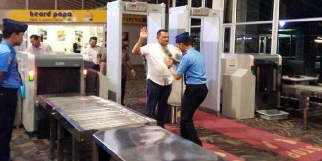 Anggota TNI arogan di bandara harus malu lihat contoh Jenderal Gatot