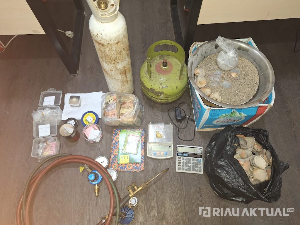 Polda Riau Bongkar Sindikat Penampungan Emas Ilegal di Kuansing