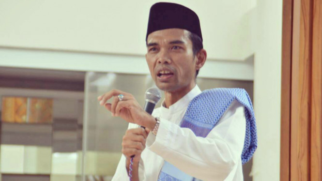 Ibu Ustaz Abdul Somad Mengira Anaknya Pakai Jin
