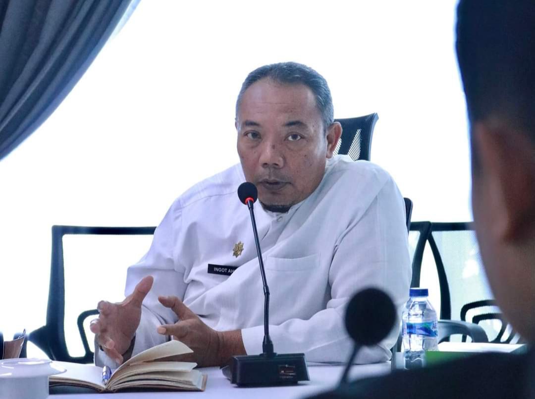 Pantau Pergerakan, Angkutan Sampah di Pekanbaru Dipasang GPS