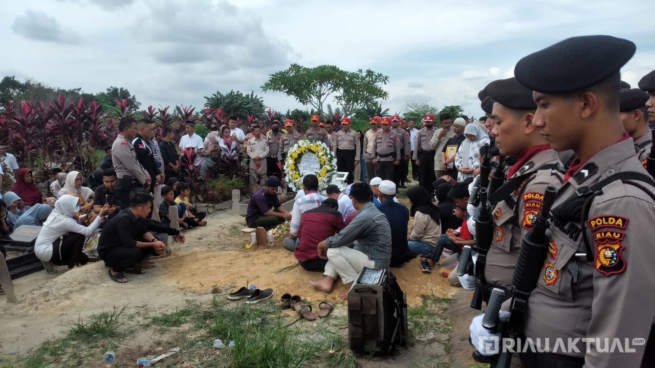 Keluarga Aiptu Ruslan Minta Bripka WF Dihukum Seberat-beratnya