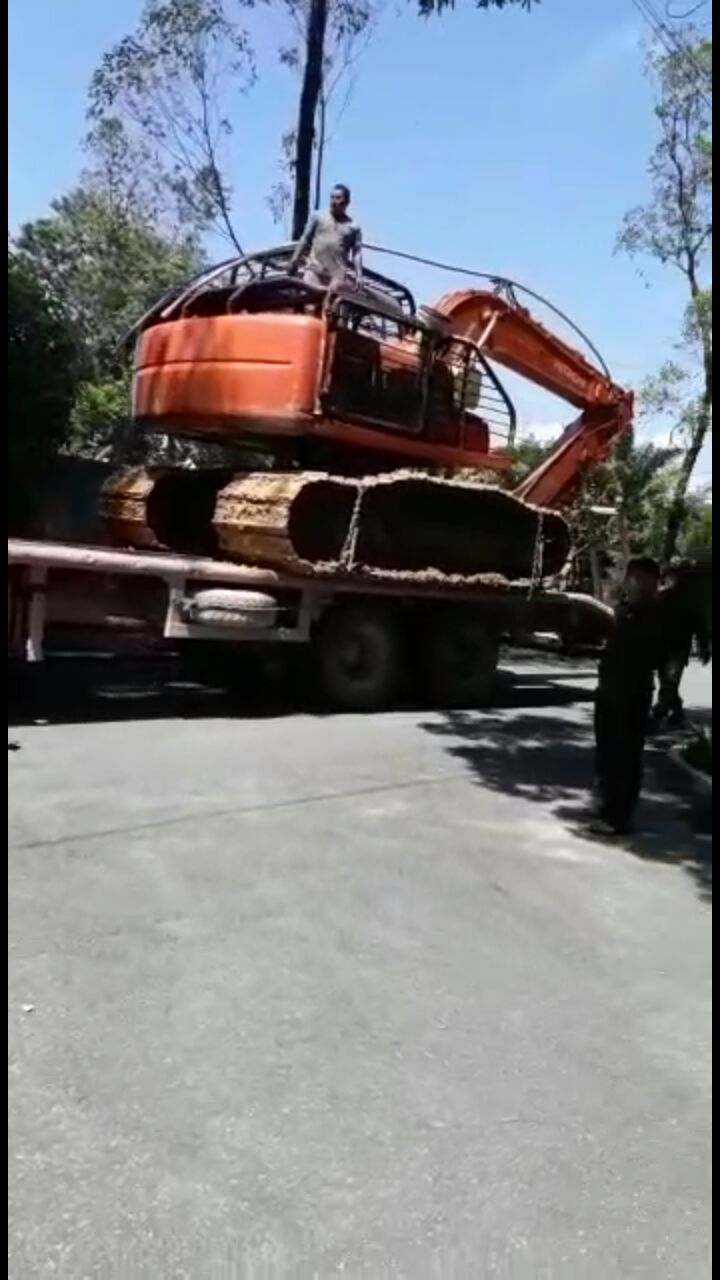 Sedang Buat Akses Jalan di Kawasan TNTN, Excavator Ditangkap Gakkum LHK